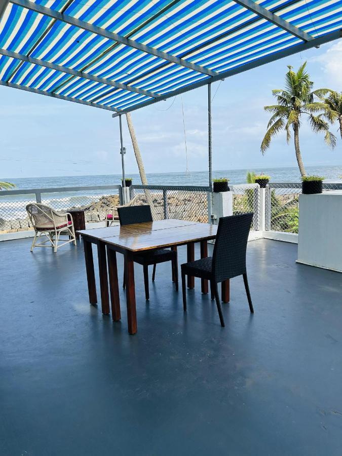 Chameleon Beach Resort, Cherai Kochi Екстер'єр фото